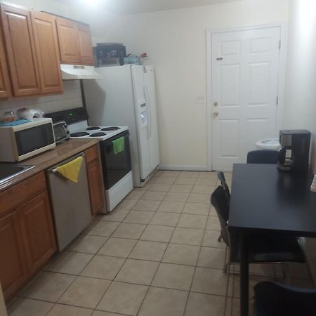 Crystal Room 1 Guest House Near 12Mins To Ewr Airport / Prudential / Njit / Penn Station Newark Esterno foto