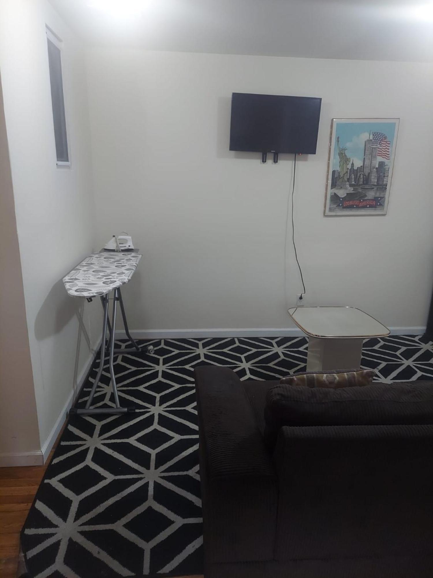 Crystal Room 1 Guest House Near 12Mins To Ewr Airport / Prudential / Njit / Penn Station Newark Esterno foto