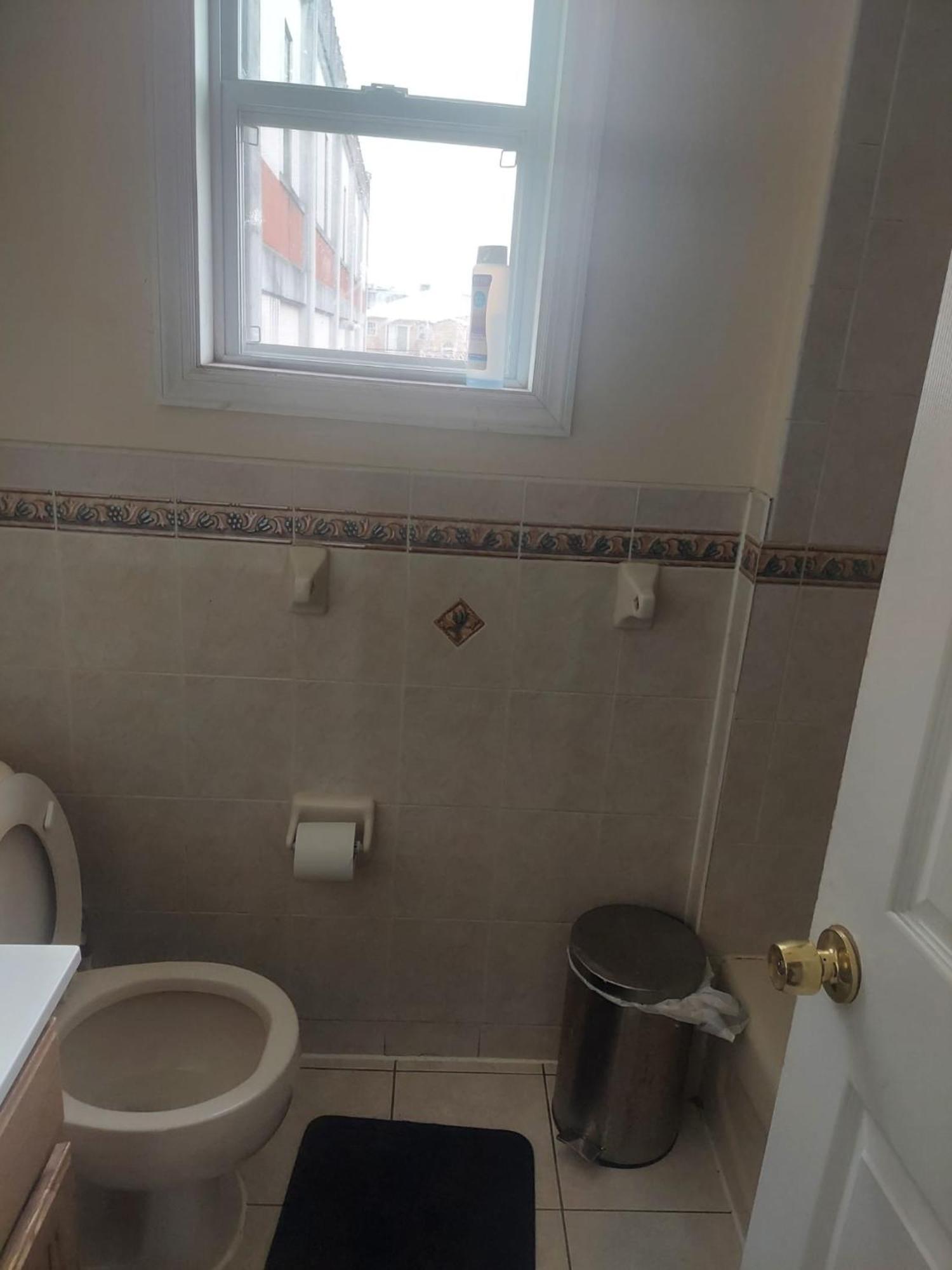 Crystal Room 1 Guest House Near 12Mins To Ewr Airport / Prudential / Njit / Penn Station Newark Esterno foto