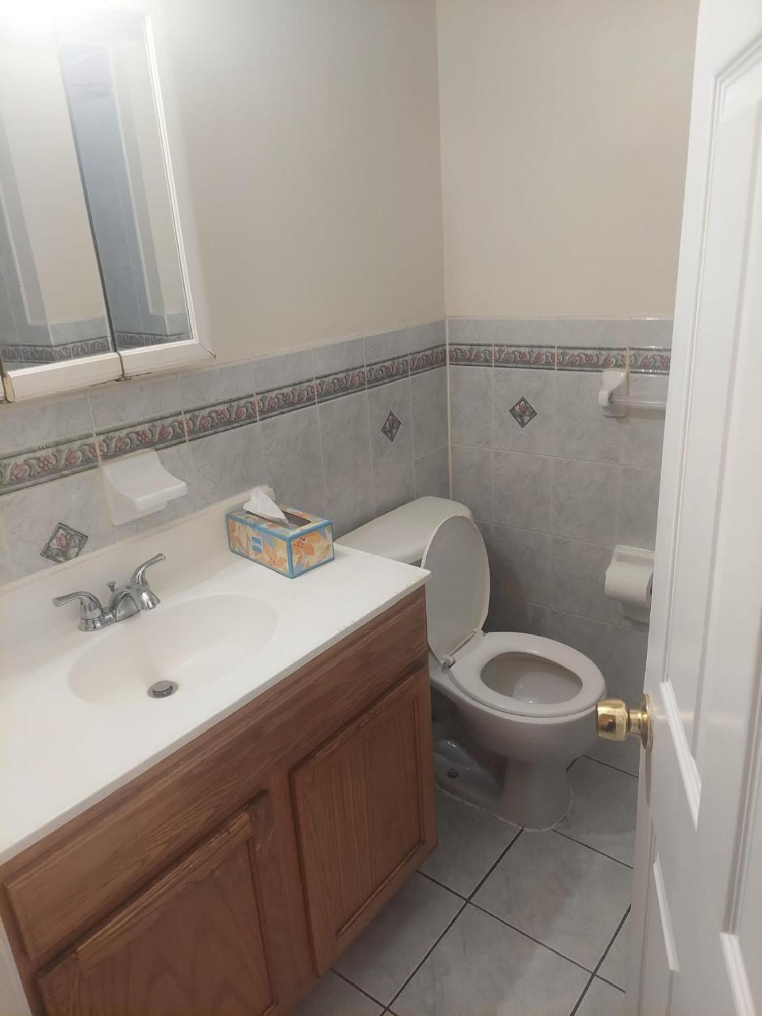 Crystal Room 1 Guest House Near 12Mins To Ewr Airport / Prudential / Njit / Penn Station Newark Esterno foto