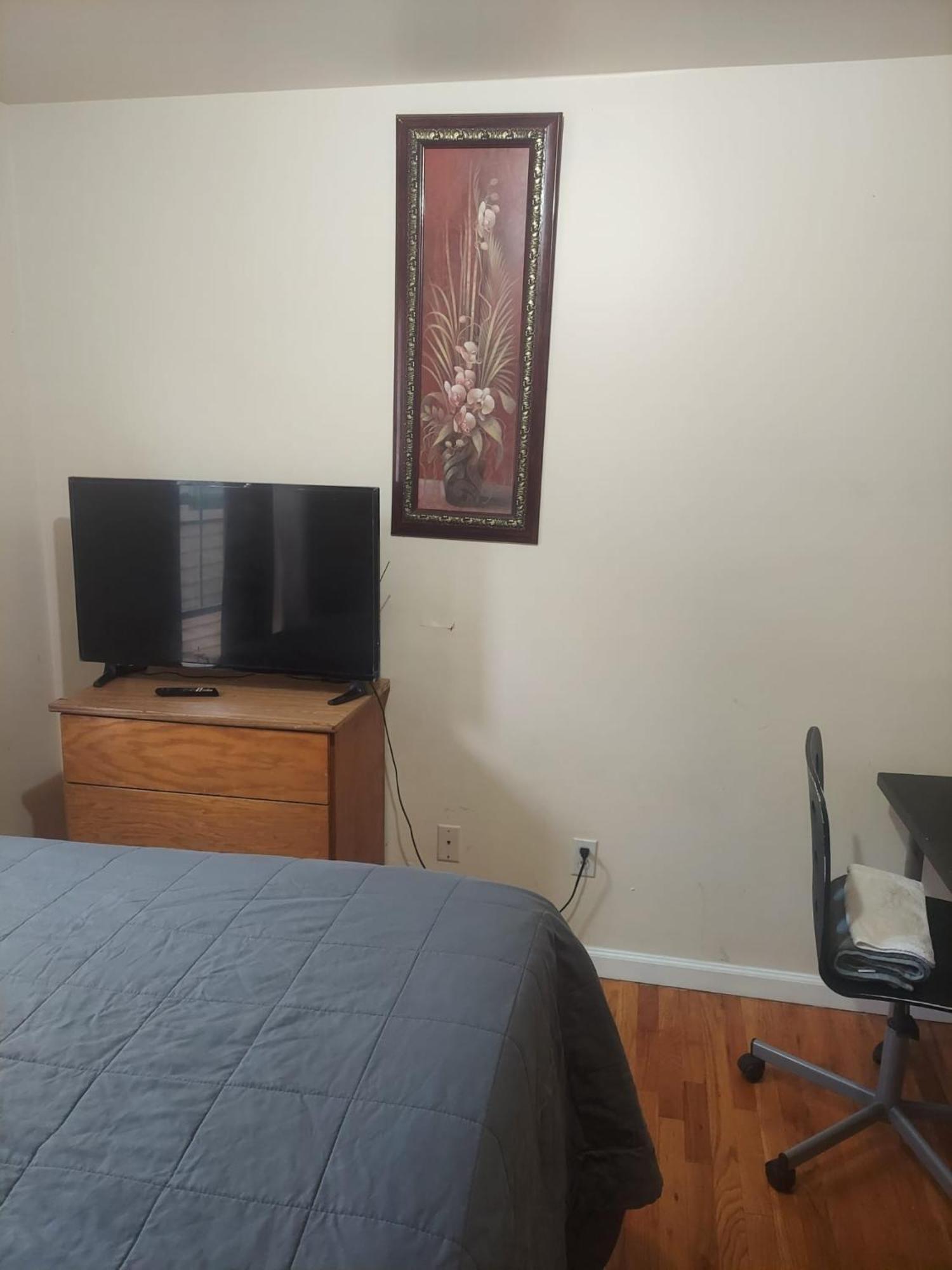 Crystal Room 1 Guest House Near 12Mins To Ewr Airport / Prudential / Njit / Penn Station Newark Esterno foto
